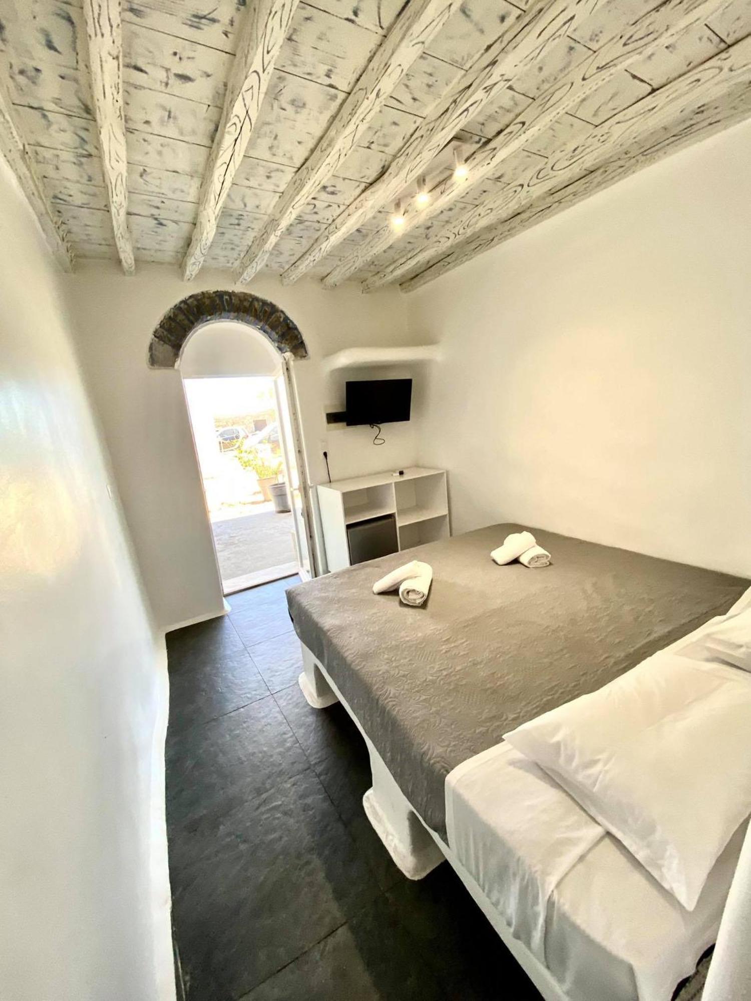Mykonos Vibes Airport Studios And Apartments Mykonos Town エクステリア 写真