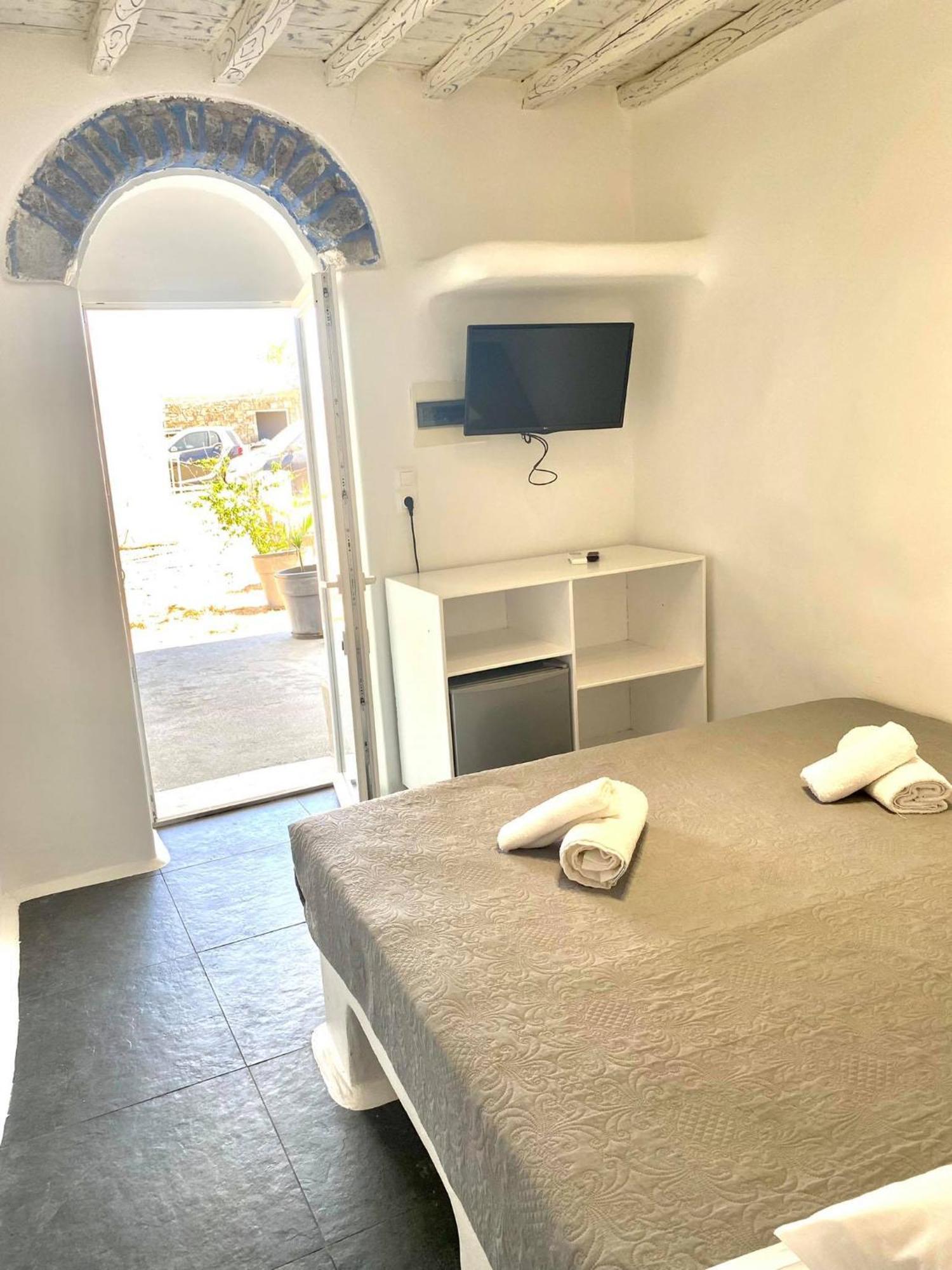 Mykonos Vibes Airport Studios And Apartments Mykonos Town エクステリア 写真
